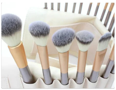 Persian Makeup Brush Set – 12/18/24 Pieces with Champagne Handles & Synthetic Fiber Bristles