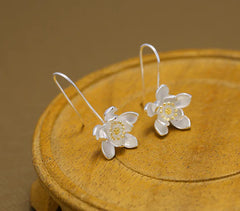 Thai Craft Silver Flower Earrings – Handcrafted S925 Sterling Silver Dangle Drops