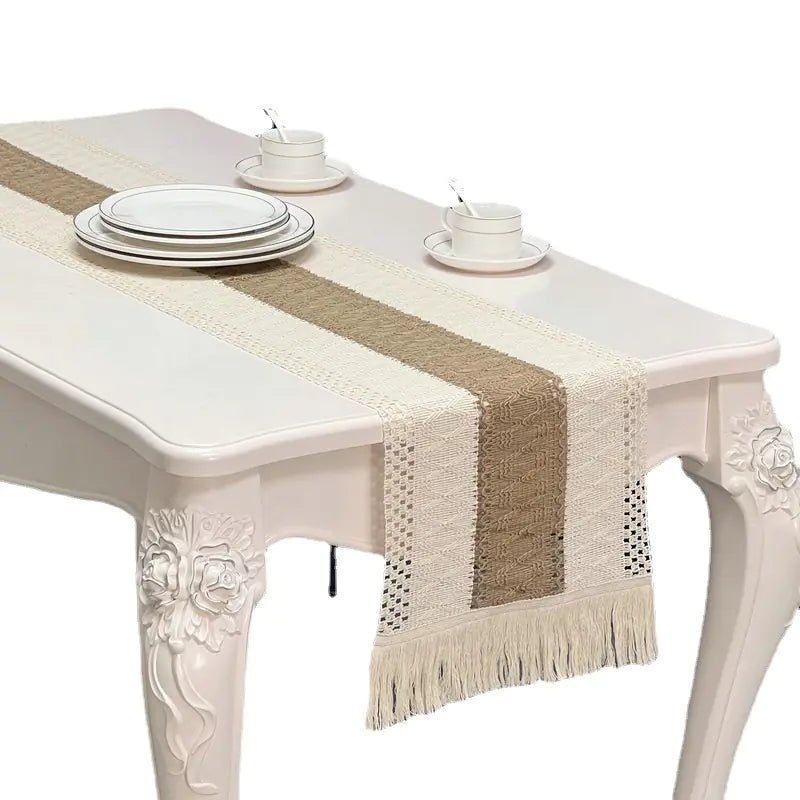 American Style Table Runner – Rustic Brown Single/Double/Triple Row, 30 cm Wide, Up to 330 cm - Whimsical Shoppe