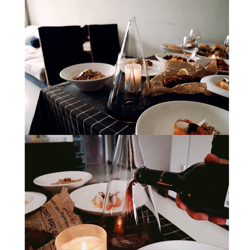 Modern Conical Glass Wine Decanter - Elegant Aerator